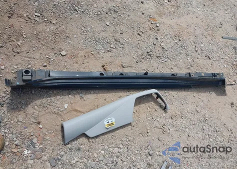 2020 Toyota Corolla Le z USA, uszkodzony, nr VIN JTDEPRAE9LJ113153